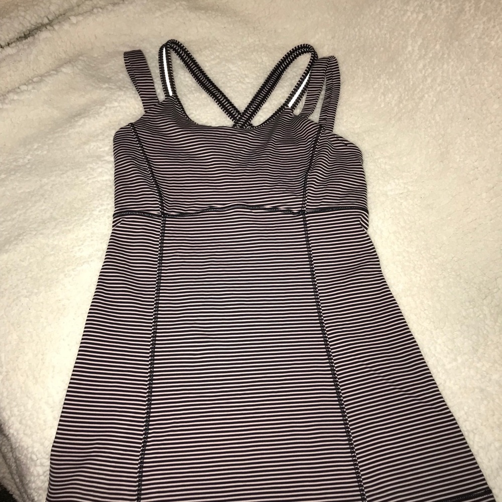 Multiple Lululemon items - Picture 3 of 8
